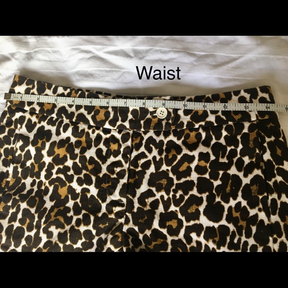 Wild but dressy animal print shorts. - Picture 7 of 8